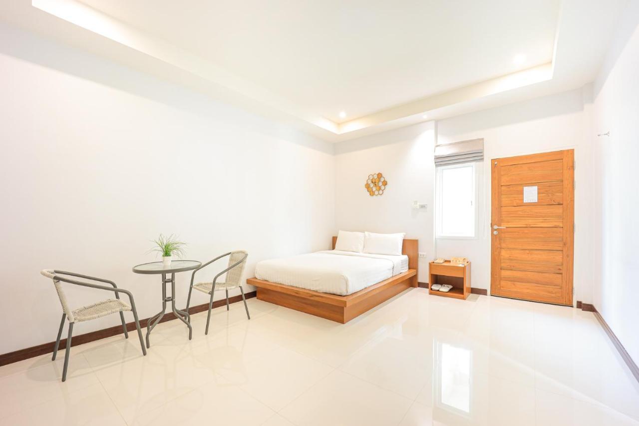 Akard Private Villas Sattahip Exterior photo